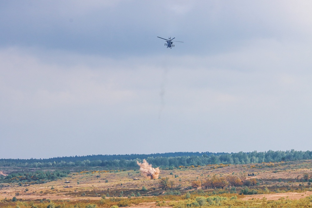 Task Force Saber AH-64 Apache Gunnery