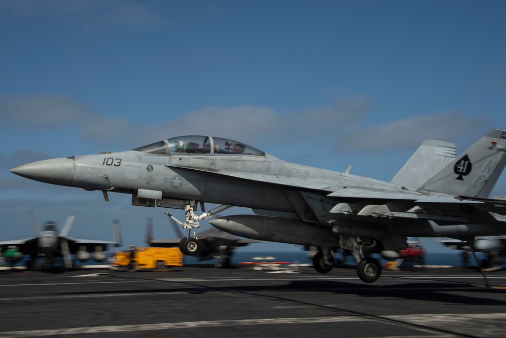 Sen. Mark Kelly of Arizona lands on USS Abraham Lincoln (CVN 72)