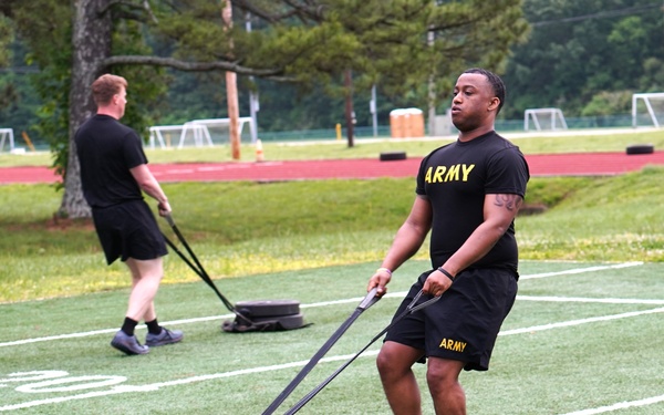Army Contracting Command Conducts their Best Warrior Competition