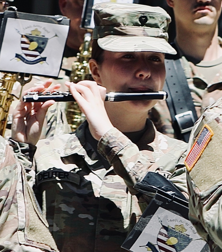 Illinois Army National Guard's 144th Army Band Marches in 2024 Chicago Memorial Day Parade
