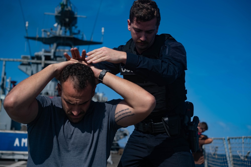 U.S. Coast Guard and Brazilian navy conduct international training