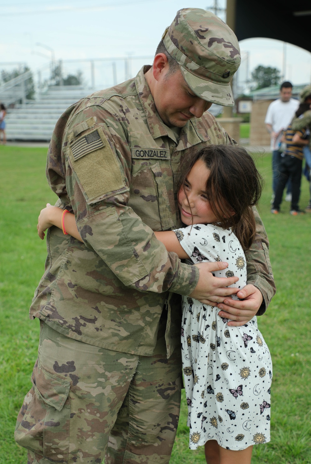 3rd Infantry Division Soldiers reunite with Families