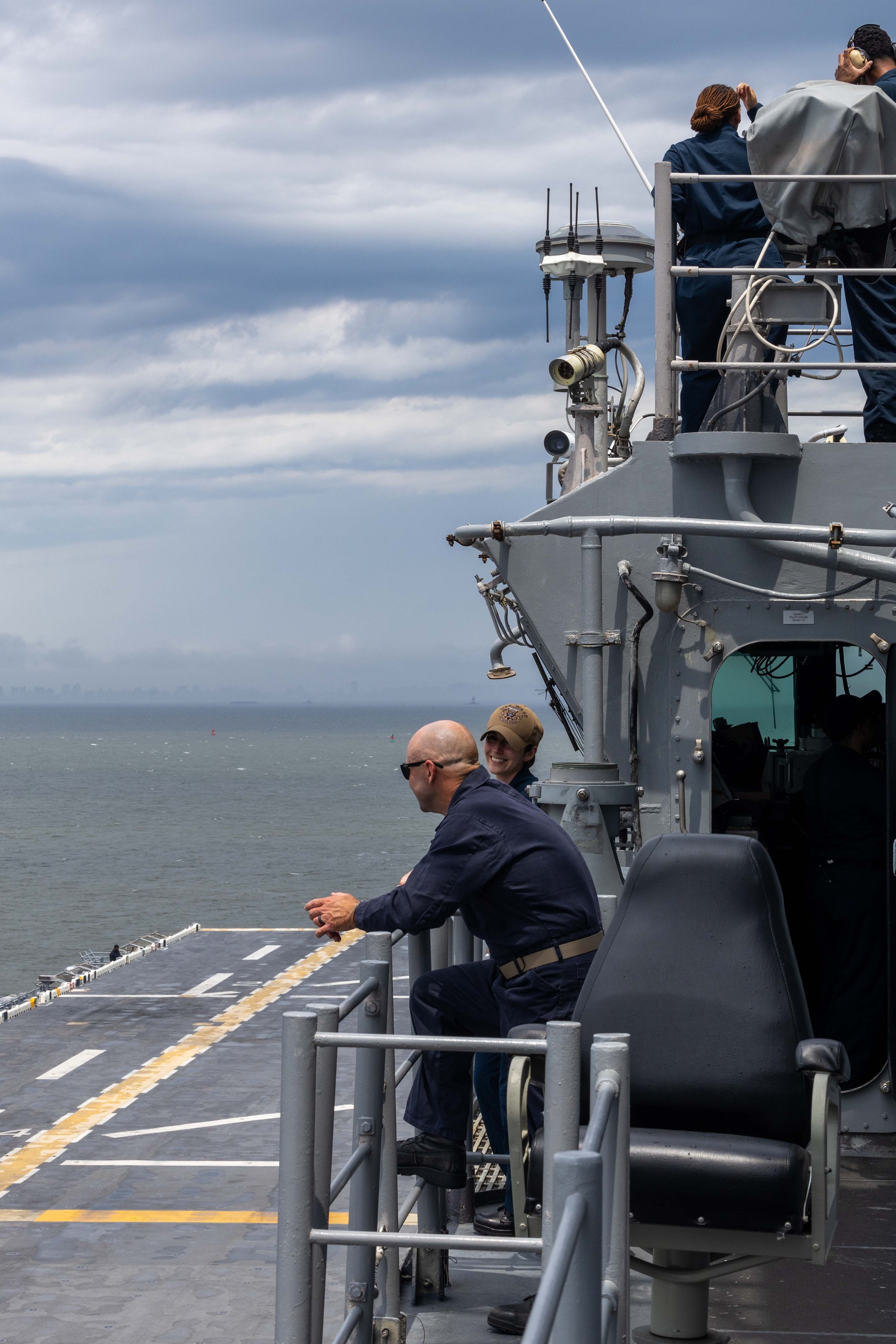 DVIDS - Images - Wasp Departs Naval Weapons Station Earle [Image 2