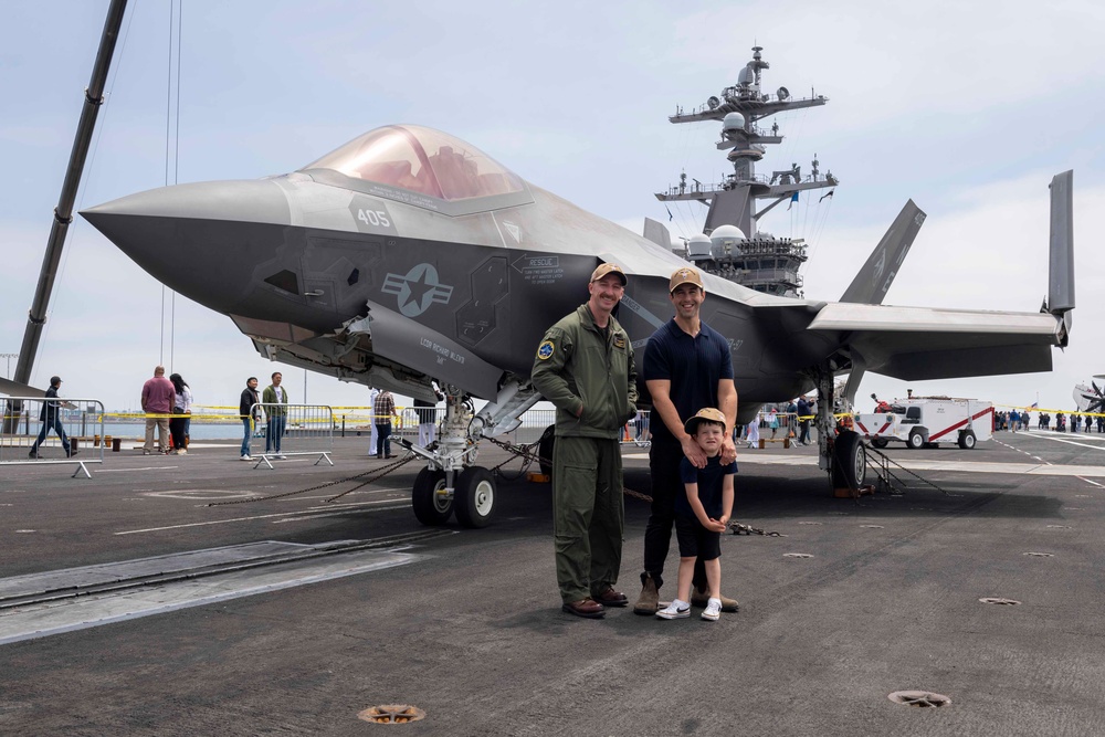 Josh Peck Tours USS Carl Vinson (CVN 70) during Los Angeles Fleet Week
