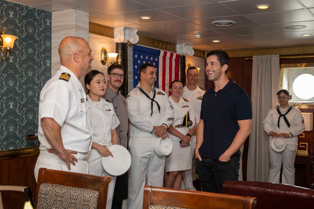 Josh Peck Tours USS Carl Vinson (CVN 70) during Los Angeles Fleet Week