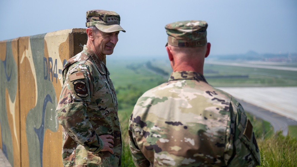 Pacific Air Forces command team visits Wolf Pack, gives strategic outlook