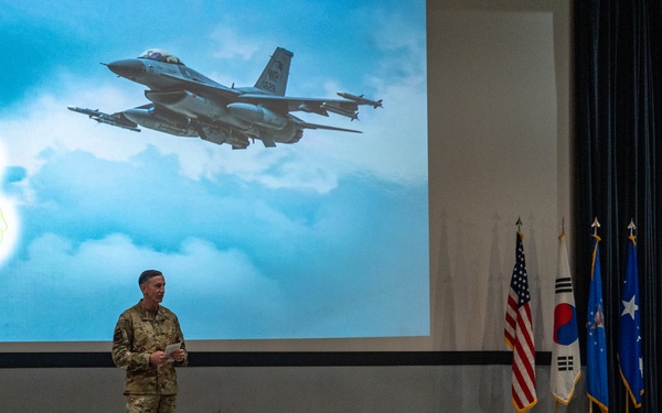 Pacific Air Forces command team visits Wolf Pack, gives strategic outlook