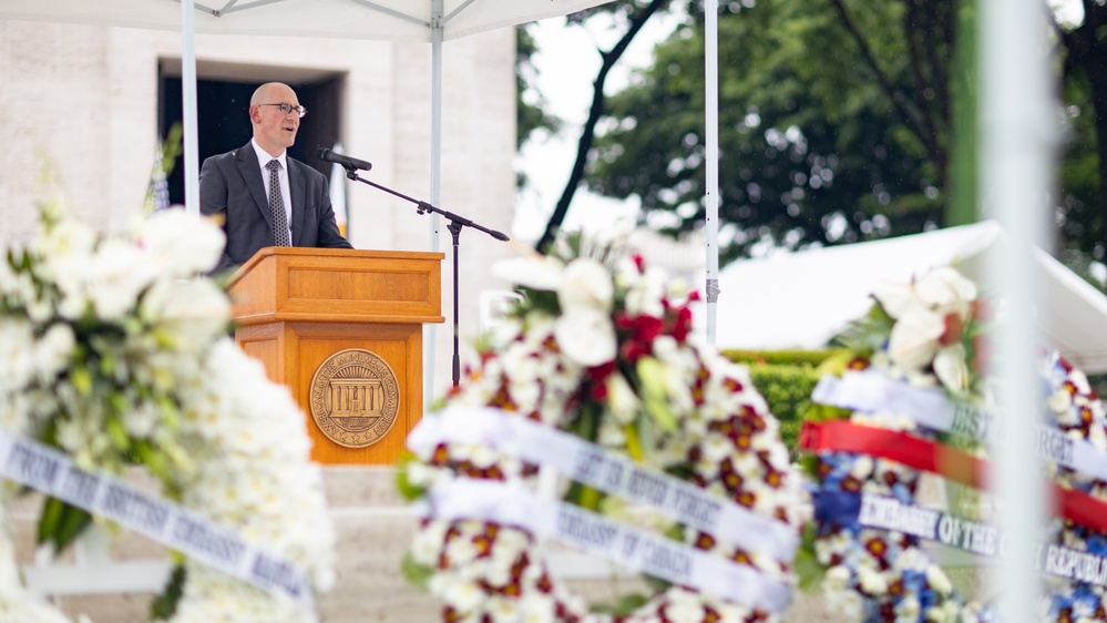 ACDC: Memorial Day ceremony at Manila American Cemetery