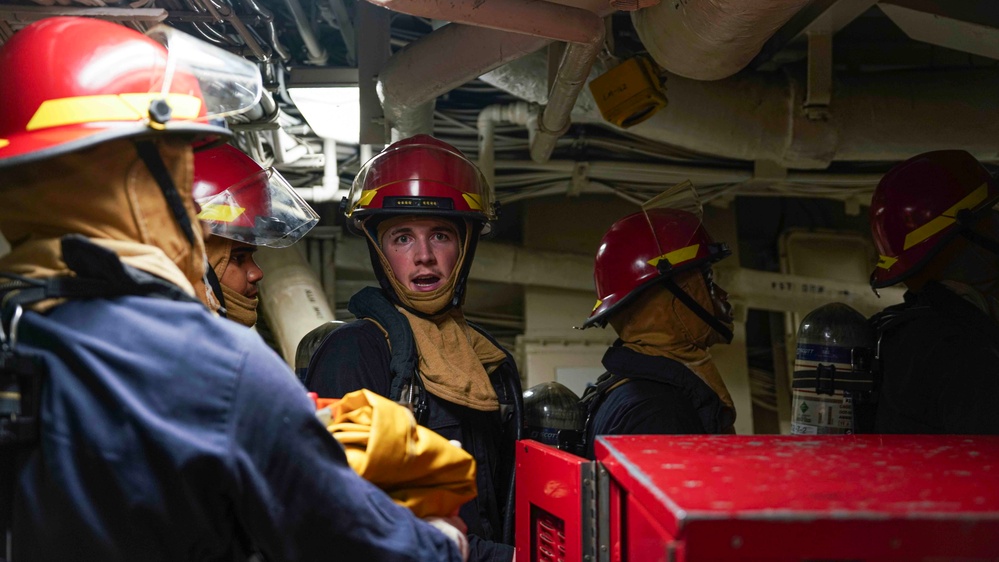 240528 - USS Harpers Ferry Departs Puerto Princesa