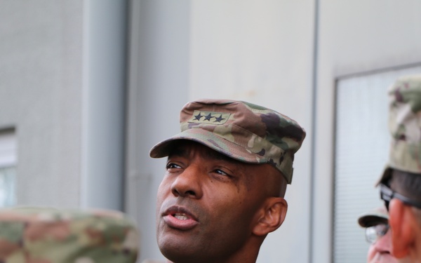 US Army Space and Missile Defense Commanding General visits 5th Battalion, 4th Air Defense Artillery Regiment
