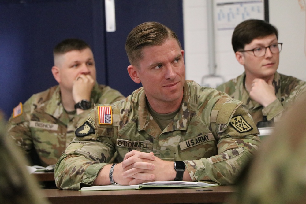US Army Space and Missile Defense Commanding General visits 5th Battalion, 4th Air Defense Artillery Regiment