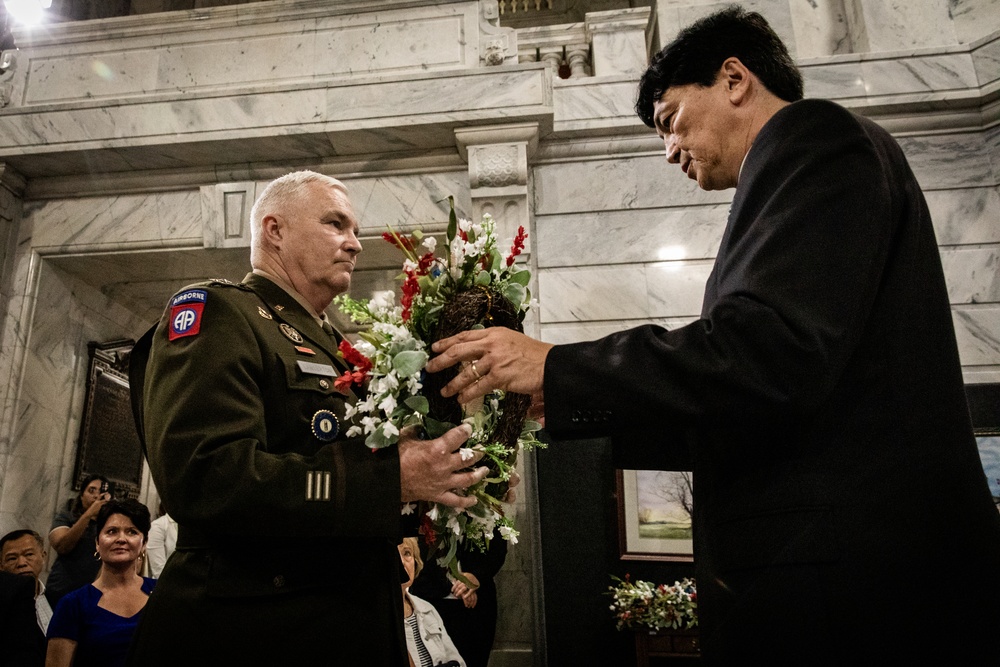 Kentucky adjutant general lays wreath at state Memorial Day service