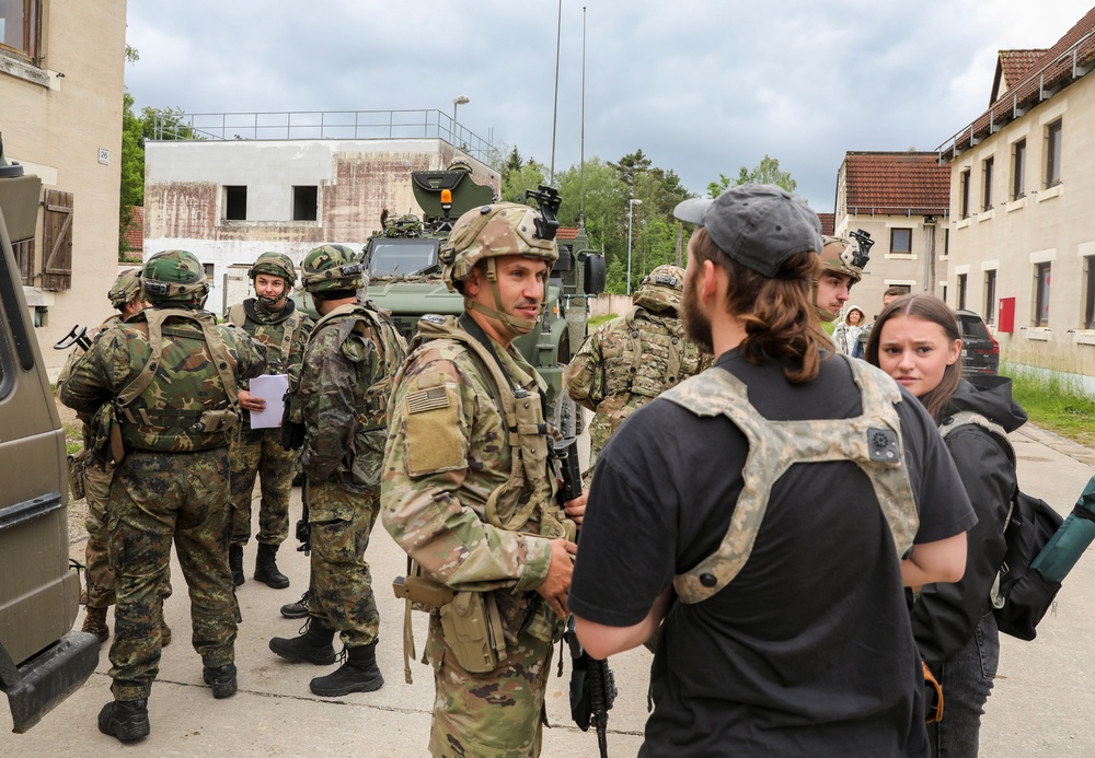 Army Reserve Soldiers train to influence the fight