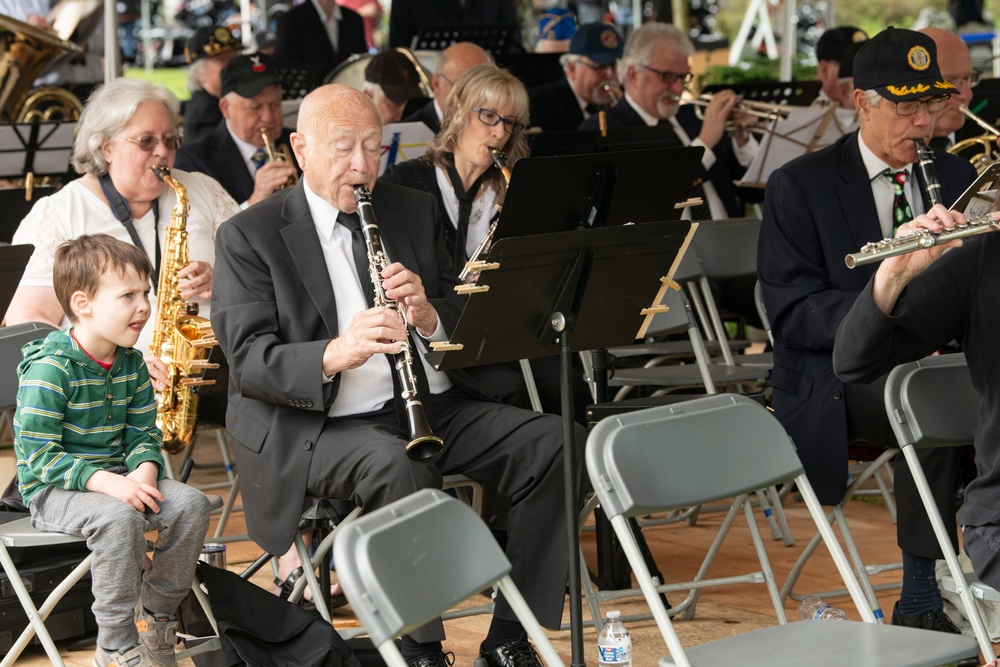 Oregon Citizen-Soldiers and Airmen take part in Memorial Day ceremonies around the state