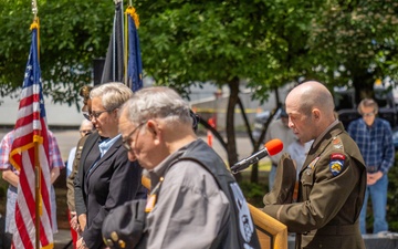 Oregon Citizen-Soldiers and Airmen take part in Memorial Day ceremonies around the state