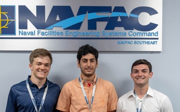 SMART Scholarship Students Visit NAVFAC Southeast