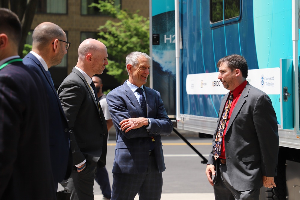 ERDC's H2rescue demonstrated on Capitol Hill at the inaugural World Fire Congress