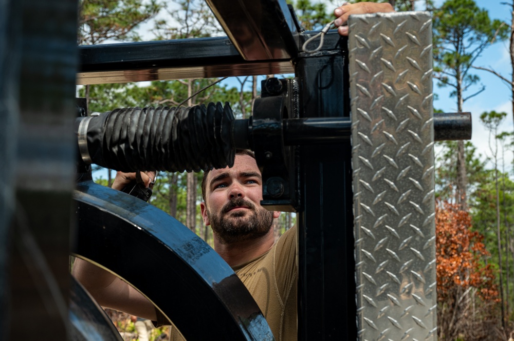 EOD Air Commandos participate in tech expo