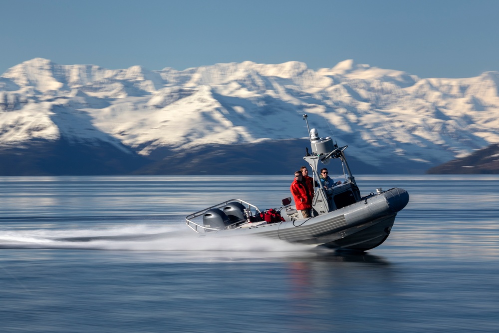 AKANG 212th Rescue Squadron conducts site survey for water rescue training in Alaska