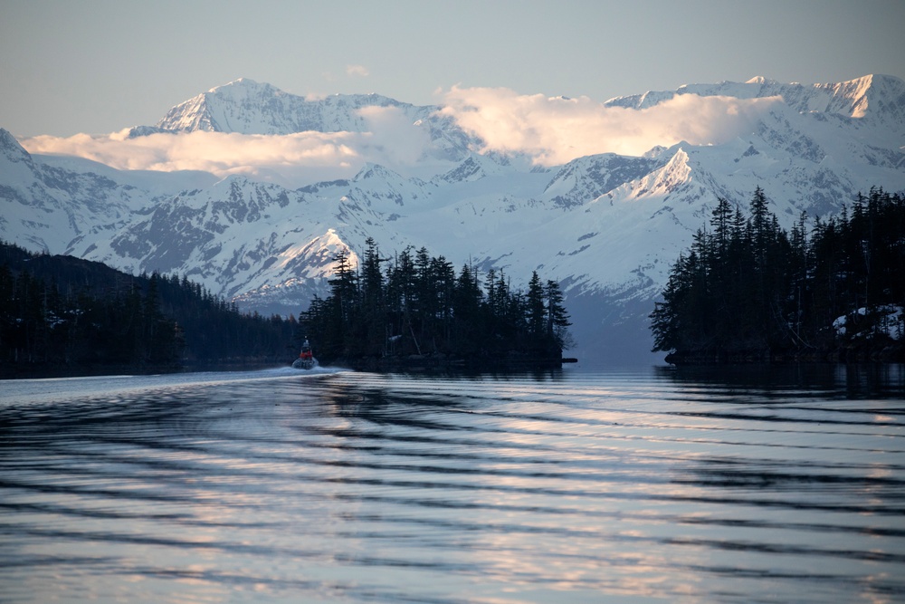 AKANG 212th Rescue Squadron conducts site survey for water rescue training in Alaska