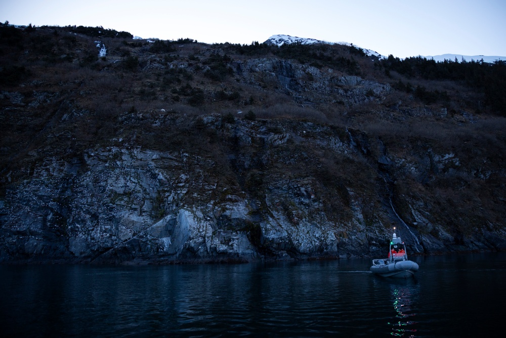 AKANG 212th Rescue Squadron conducts site survey for water rescue training in Alaska