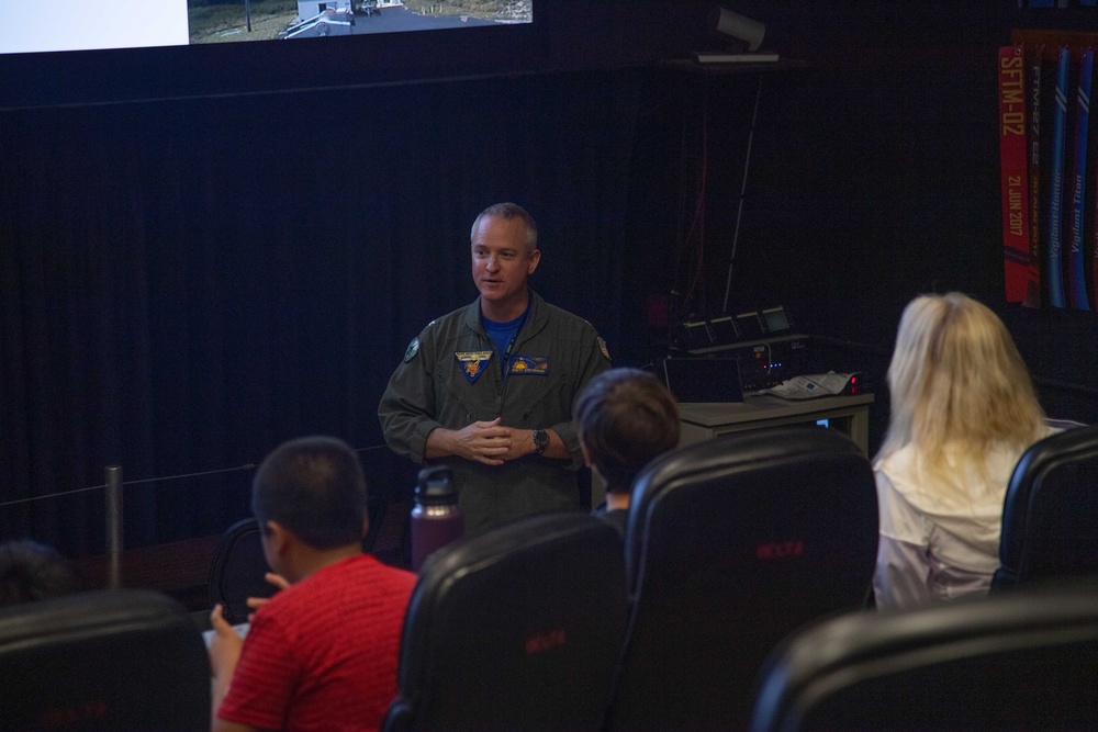 Kilauea School Student Council Visits PMRF to Learn About Leadership