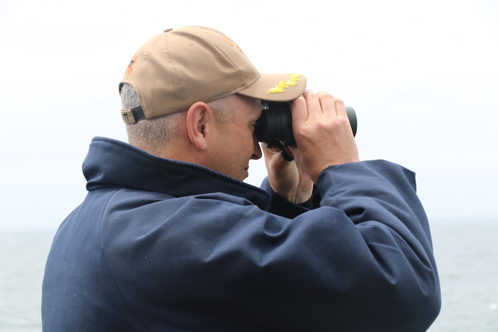 USS O'Kane conducts a man overboard drill