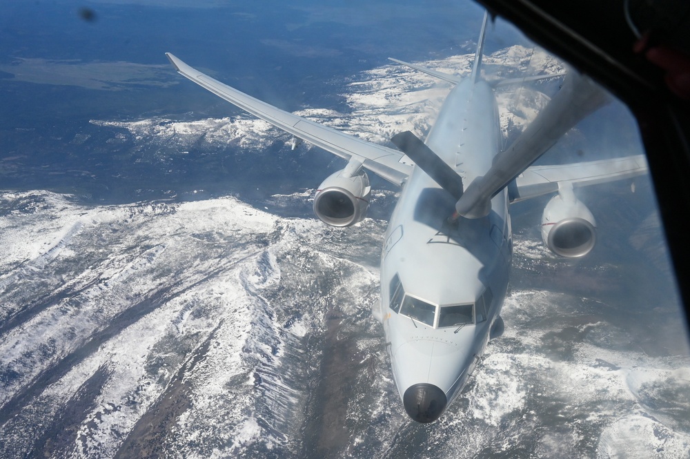 Instructor in-flight refueling specialists train Airmen for FAFB critical mission set