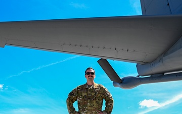 Instructor in-flight refueling specialists train Airmen for FAFB critical mission set