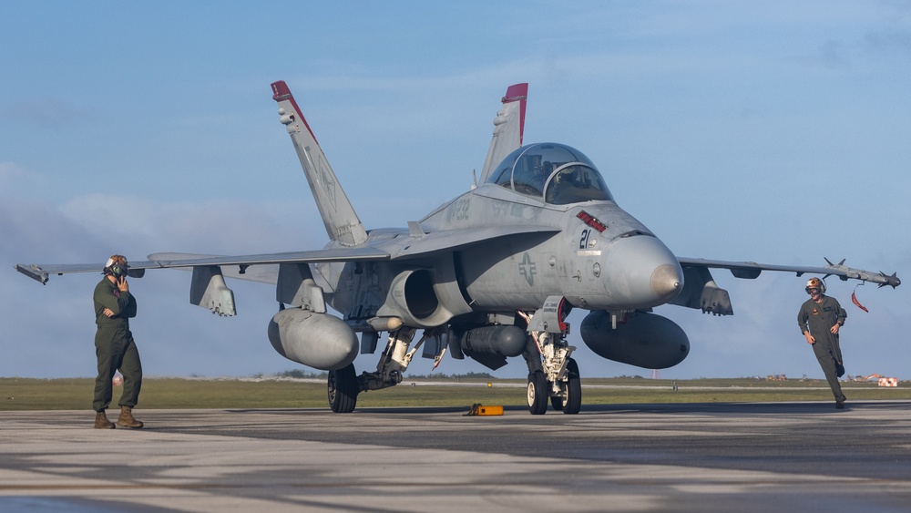 Green Knights and the Fighting Bengals conduct aerial training at Andersen Air Force Base