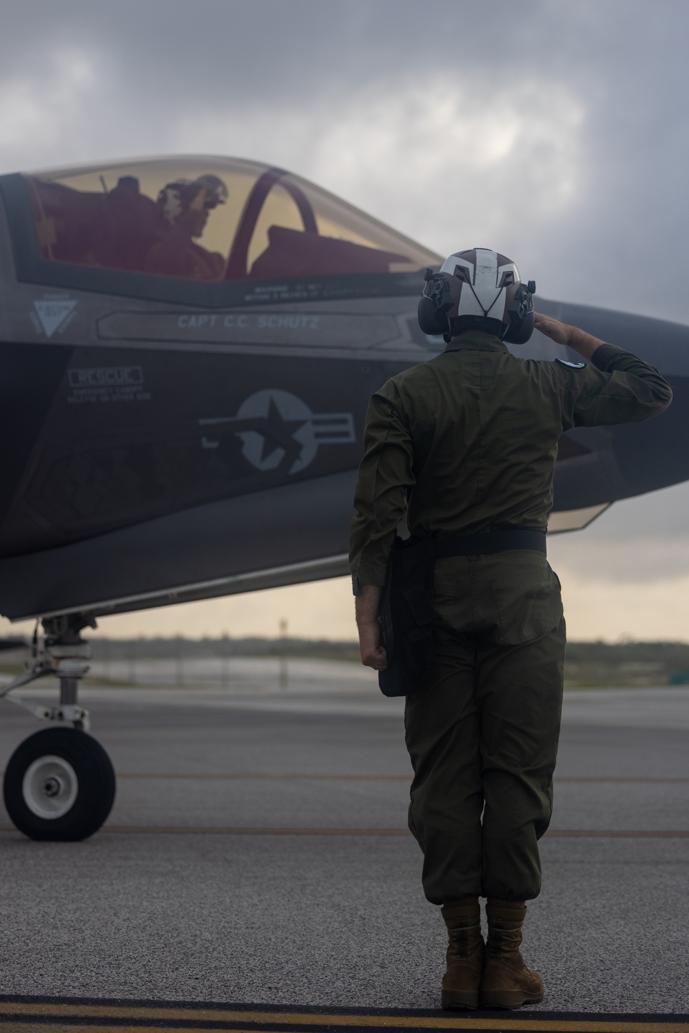 Green Knights and the Fighting Bengals conduct aerial training at Andersen Air Force Base