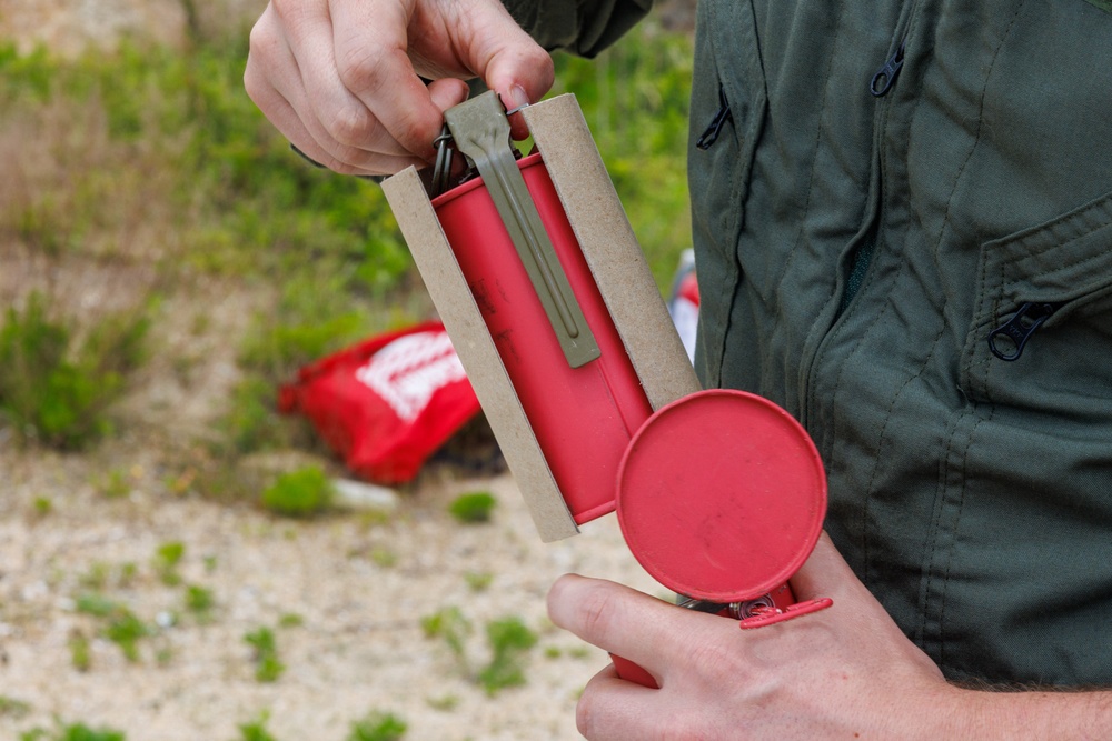 Tick Tick: Explosive Ordnance Disposal Conducts Training