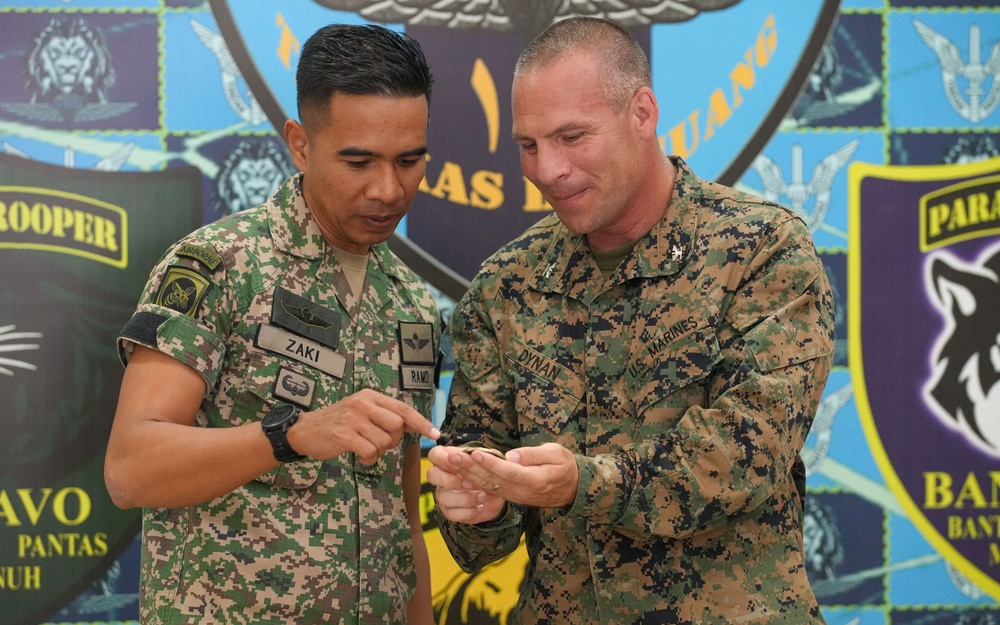 Tiger Strike 24: 15th MEU, Royal Malay Regiment Host Key Leader Engagement