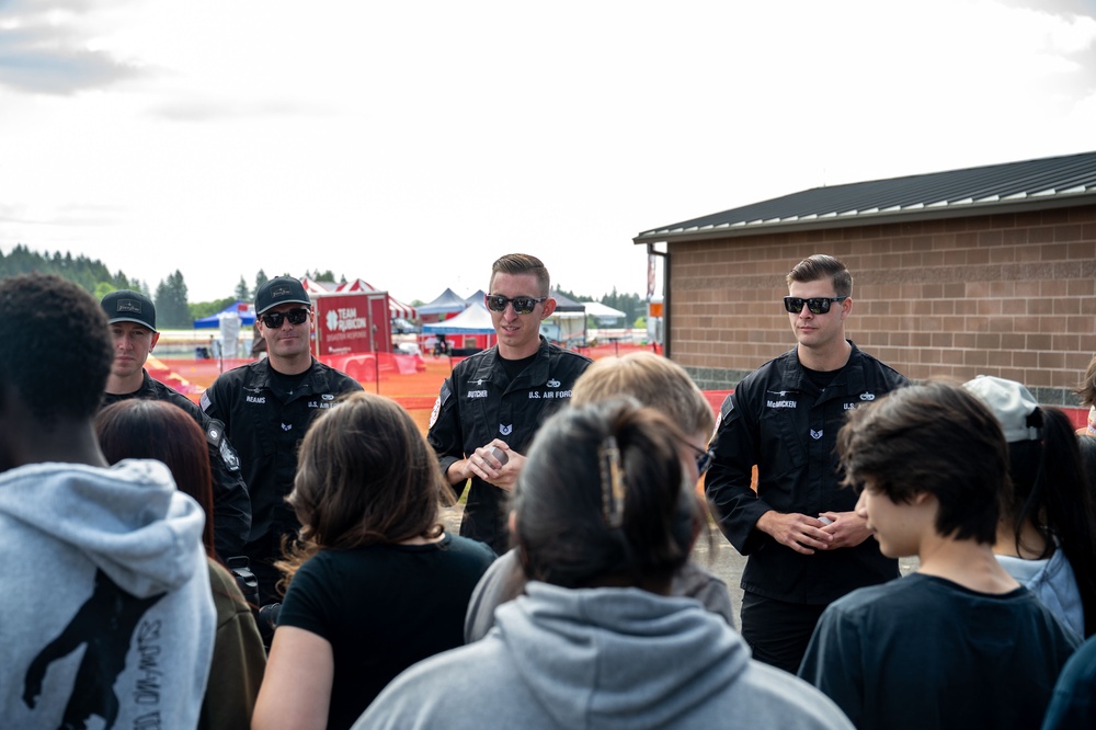 The F-16 Viper Demonstration Team perform at the Oregon International Air Show