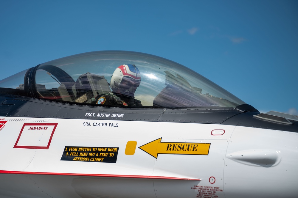 The F-16 Viper Demonstration Team perform at the Oregon International Air Show