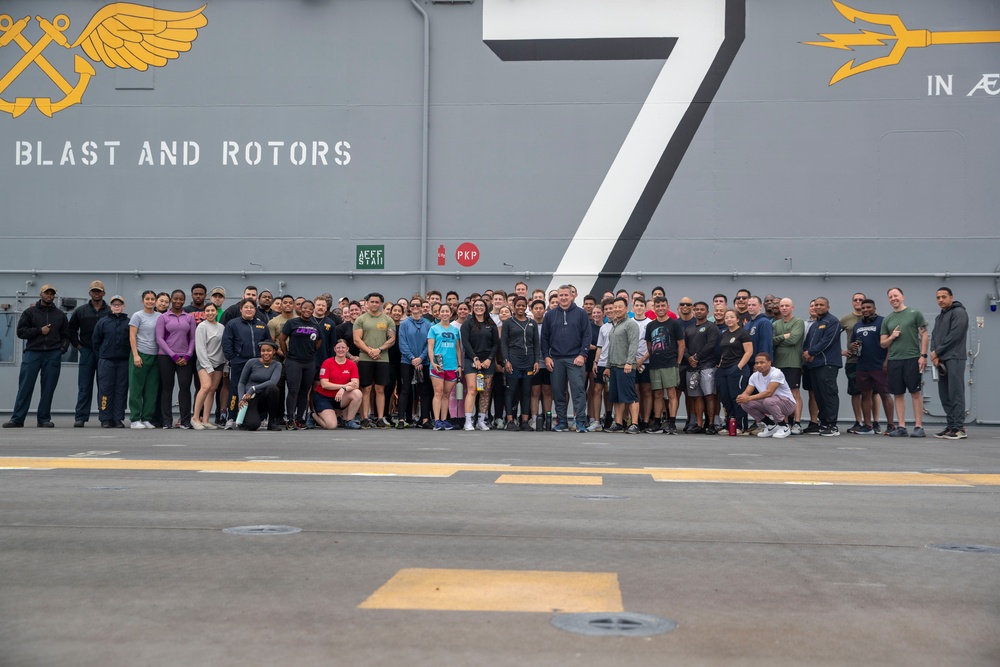 USS Tripoli sailors run 5k for memorial day