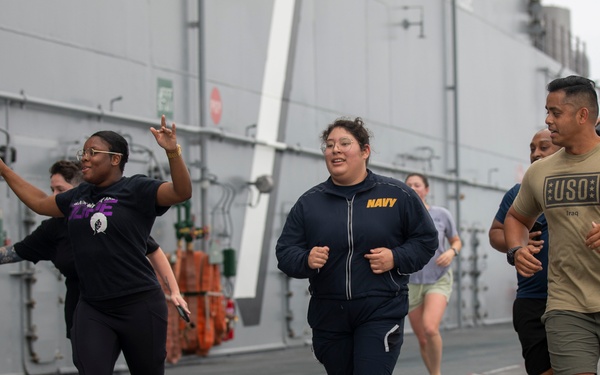 USS Tripoli Hosts Memorial Day 5k