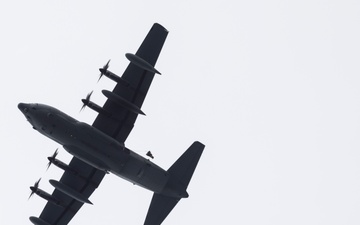 Alaska National Guard PJs jump to save 2 stranded hunters north of Kotzebue