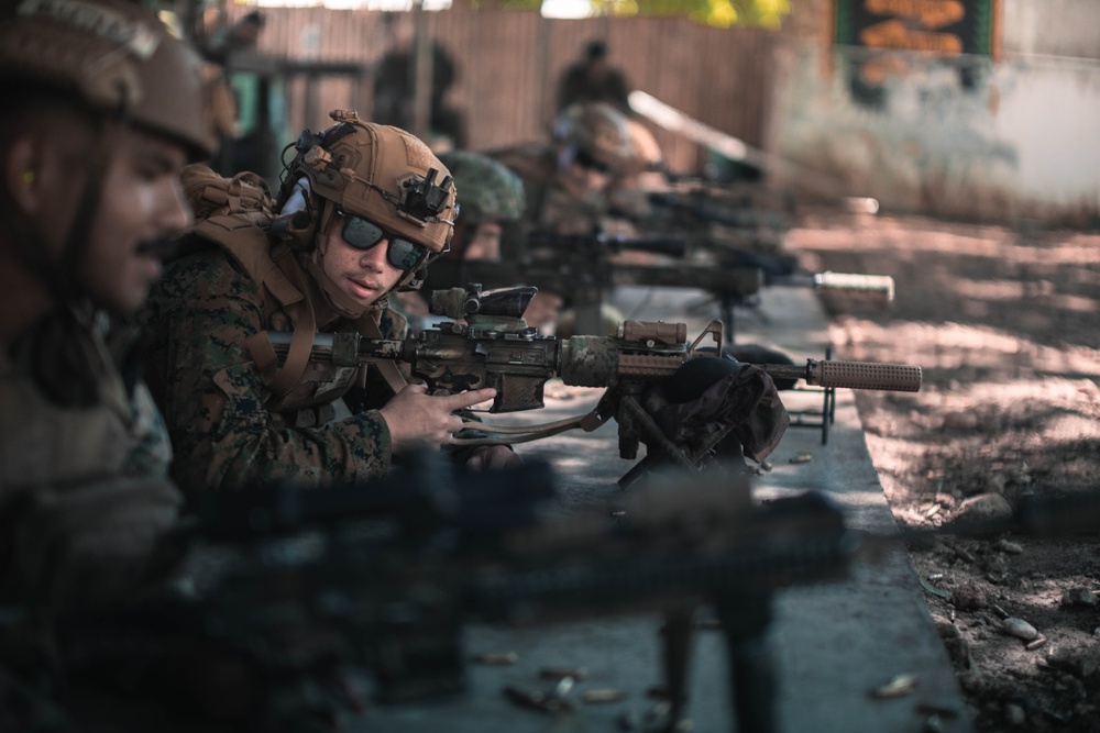 ACDC: U.S., Philippine Marines conduct marksmanship competition