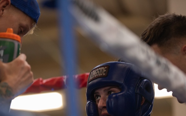 Paratroopers duke it out in boxing tournament during AAW 24