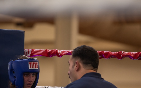 Paratroopers duke it out in boxing tournament during AAW 24