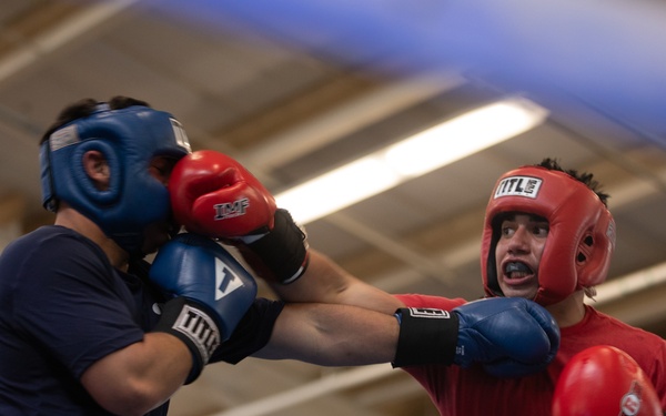 Paratroopers duke it out in boxing tournament during AAW 24