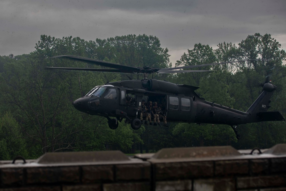 Indiana National Guard, Special Forces train in realistic evacuation scenario