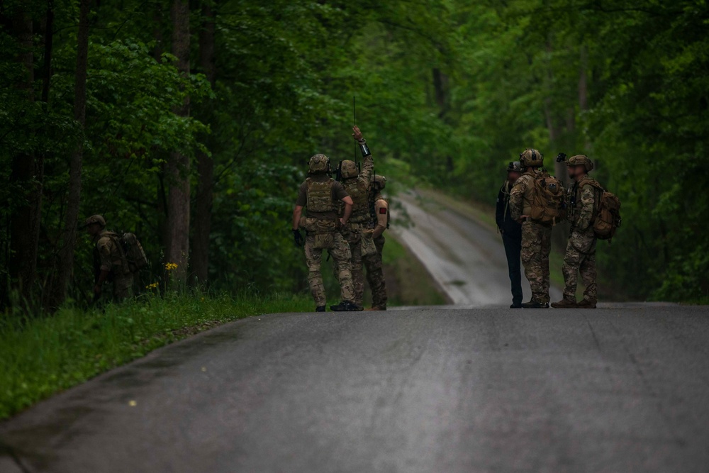 Indiana National Guard, Special Forces train in realistic evacuation scenario