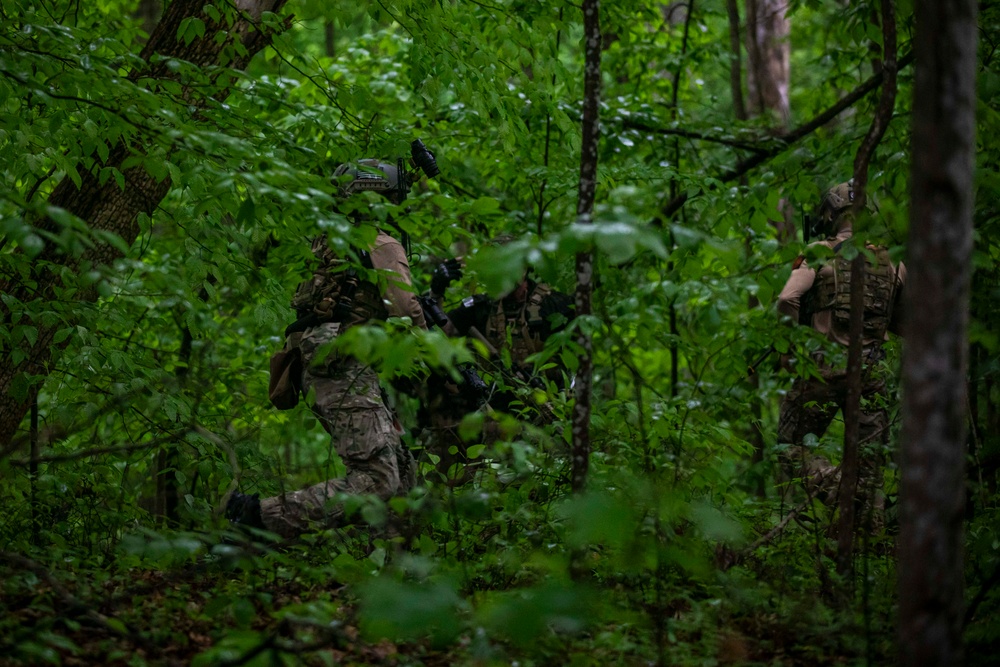 Indiana National Guard, Special Forces train in realistic evacuation scenario