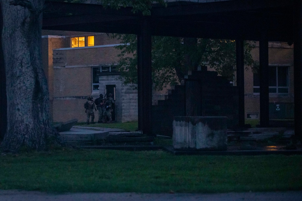 Indiana National Guard, Special Forces train in realistic evacuation scenario