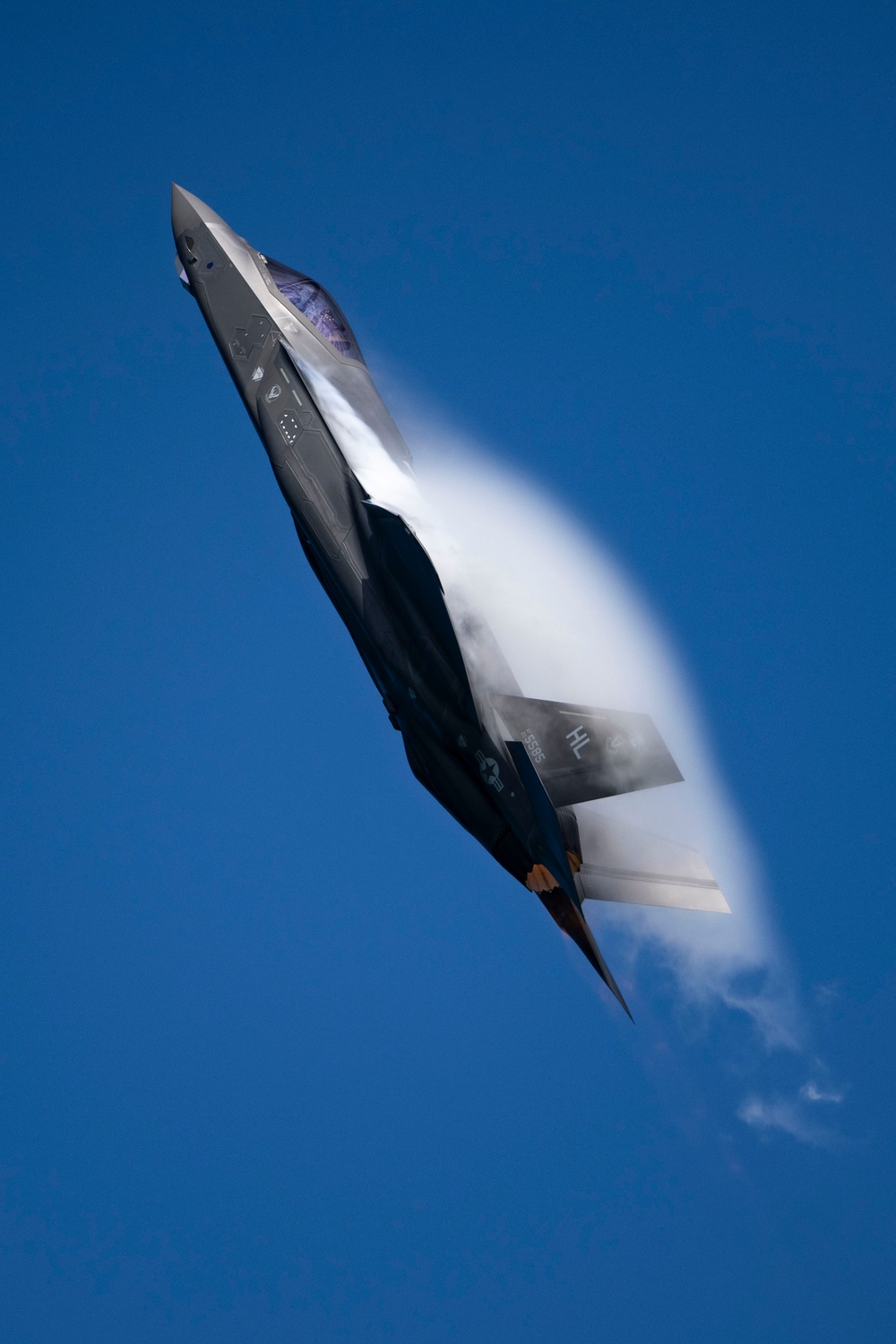 F-35A Demo Team at Miami Beach