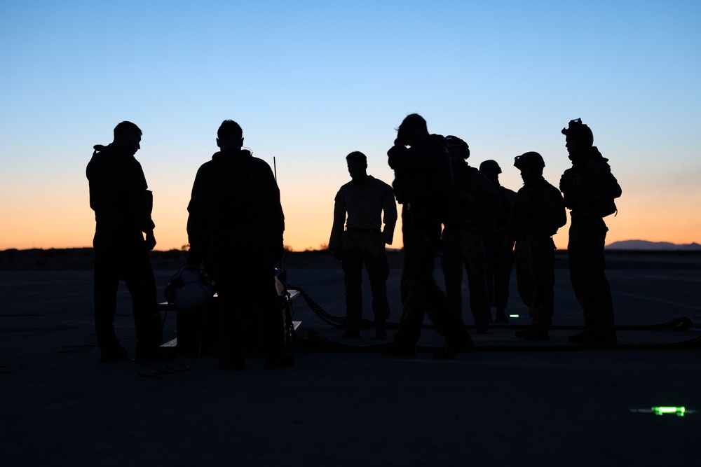 Marines with 1st Distribution Support Battalion Conduct HST Operations