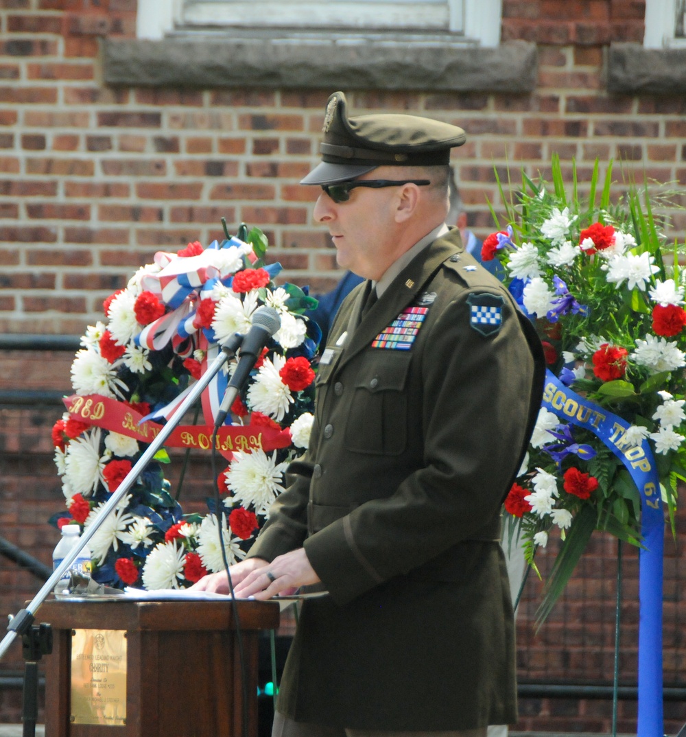 Army Reserve senior leader honors ‘Greatest Generation’ on Memorial Day