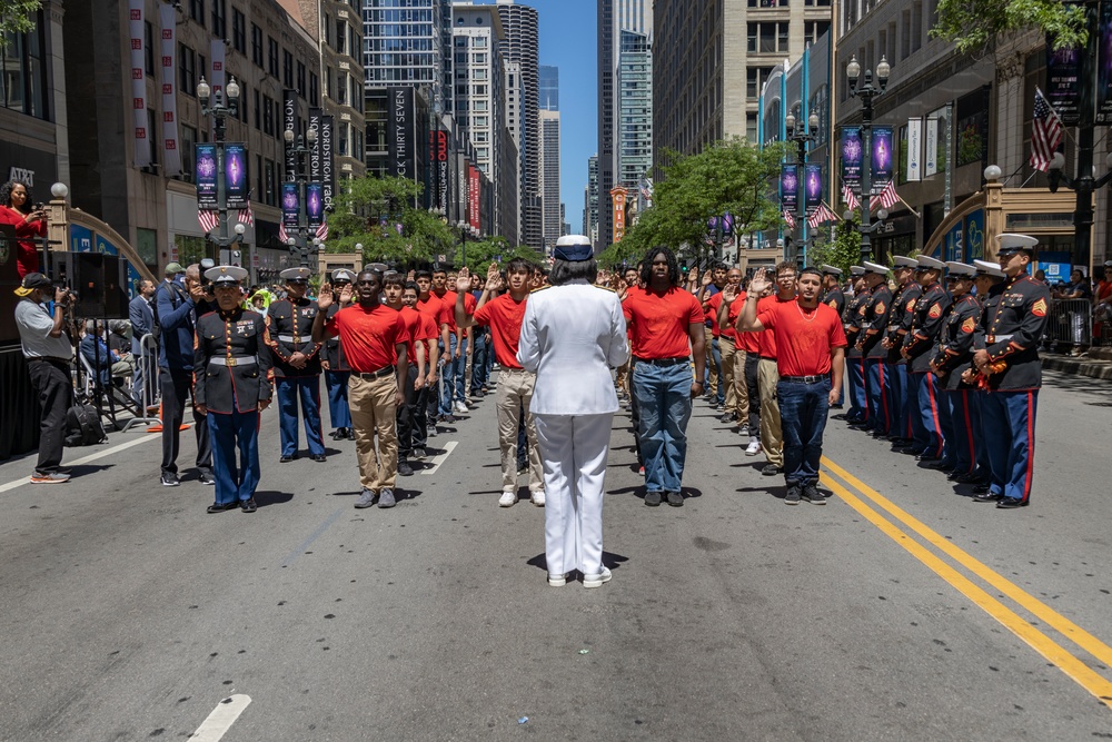 Chicago Memorial Day Parade 2025 Carlye Fenelia